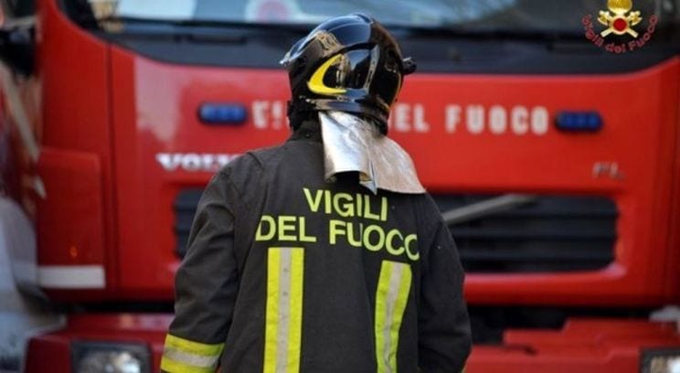 Immagine di copertina di: Rinnovo contrattuale ed equiparazione piena per i Vigili del Fuoco