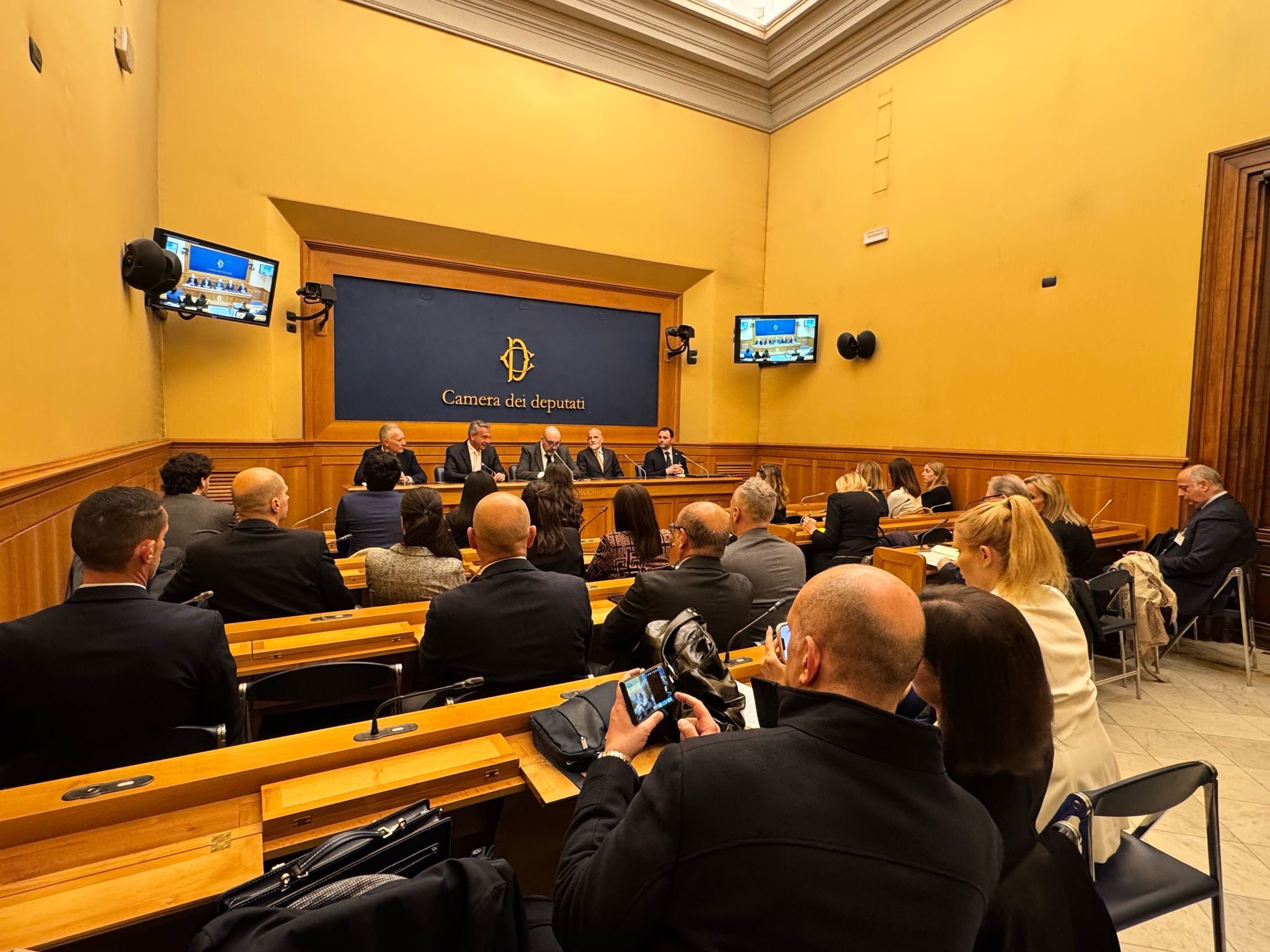 Copertina articolo "Federagenti Cisal: presentato alla Camera il “Forum Agenti Milano Expo”"